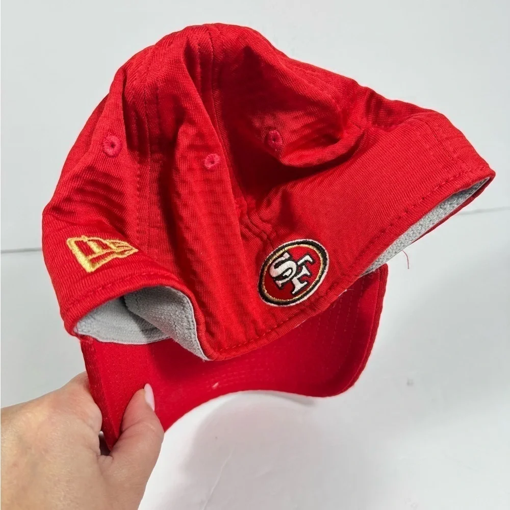 San Francisco 49ers Hat M/L New Era Cap 9FIFTY Red NFL Football Training
